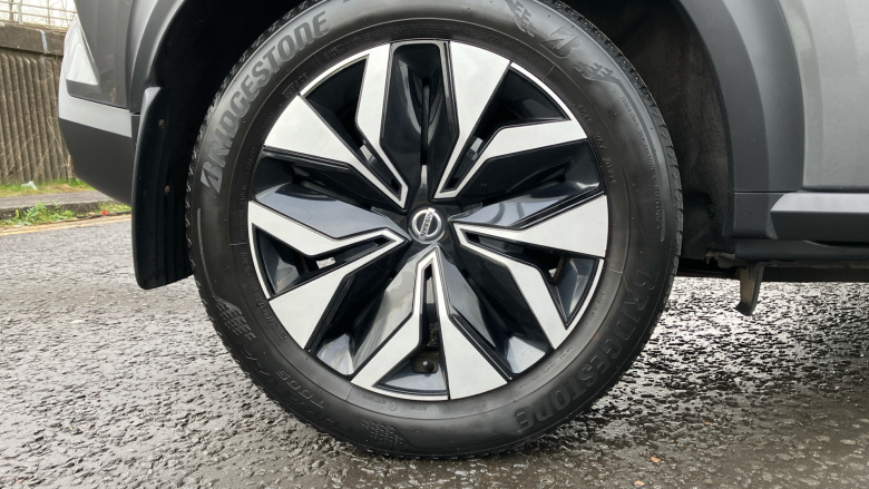 Nissan Juke 1.0 DiG-T 114 Acenta 5dr Petrol Hatchback